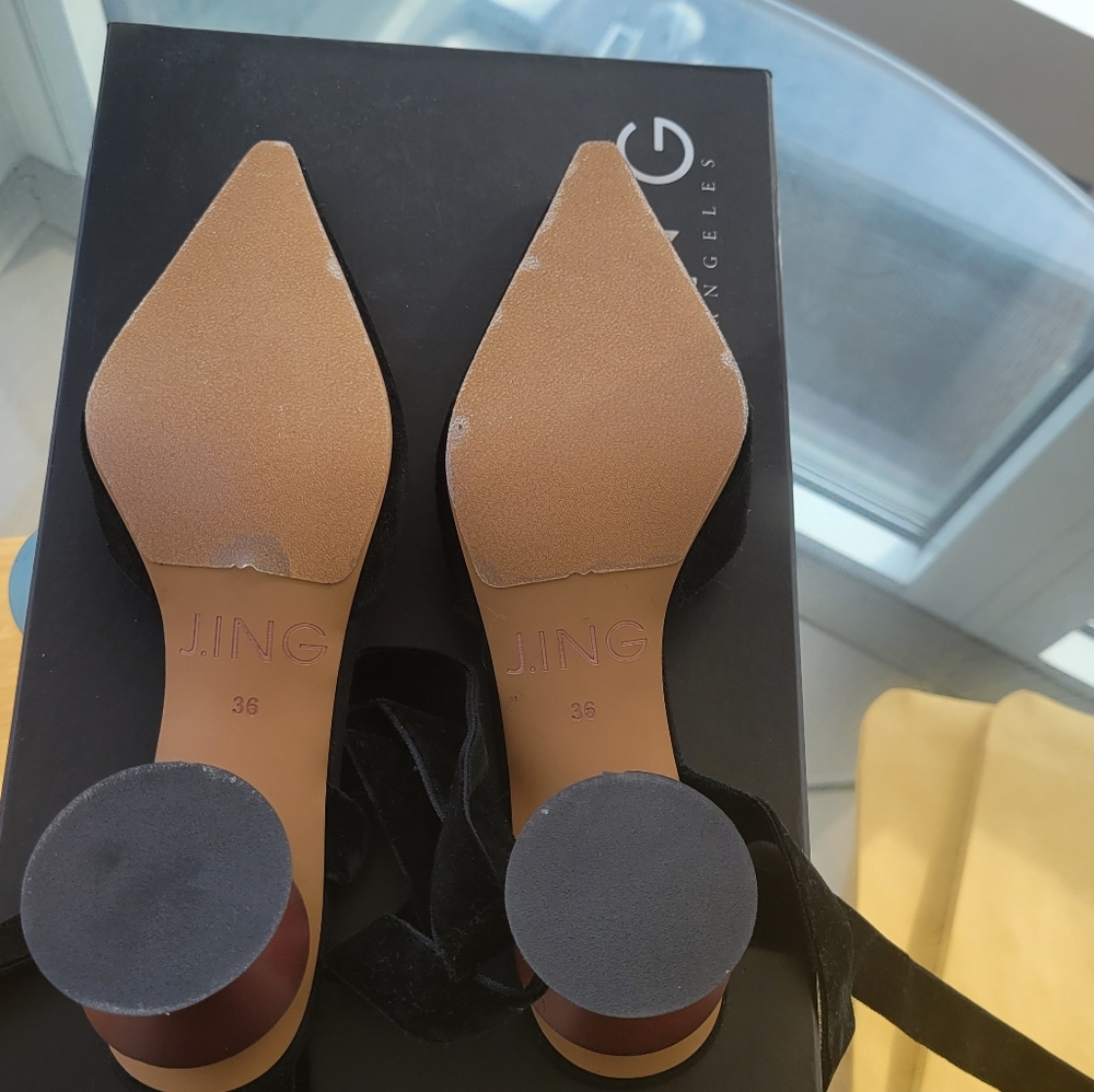 Jing shoes black ankle strap pointed toe  size 36